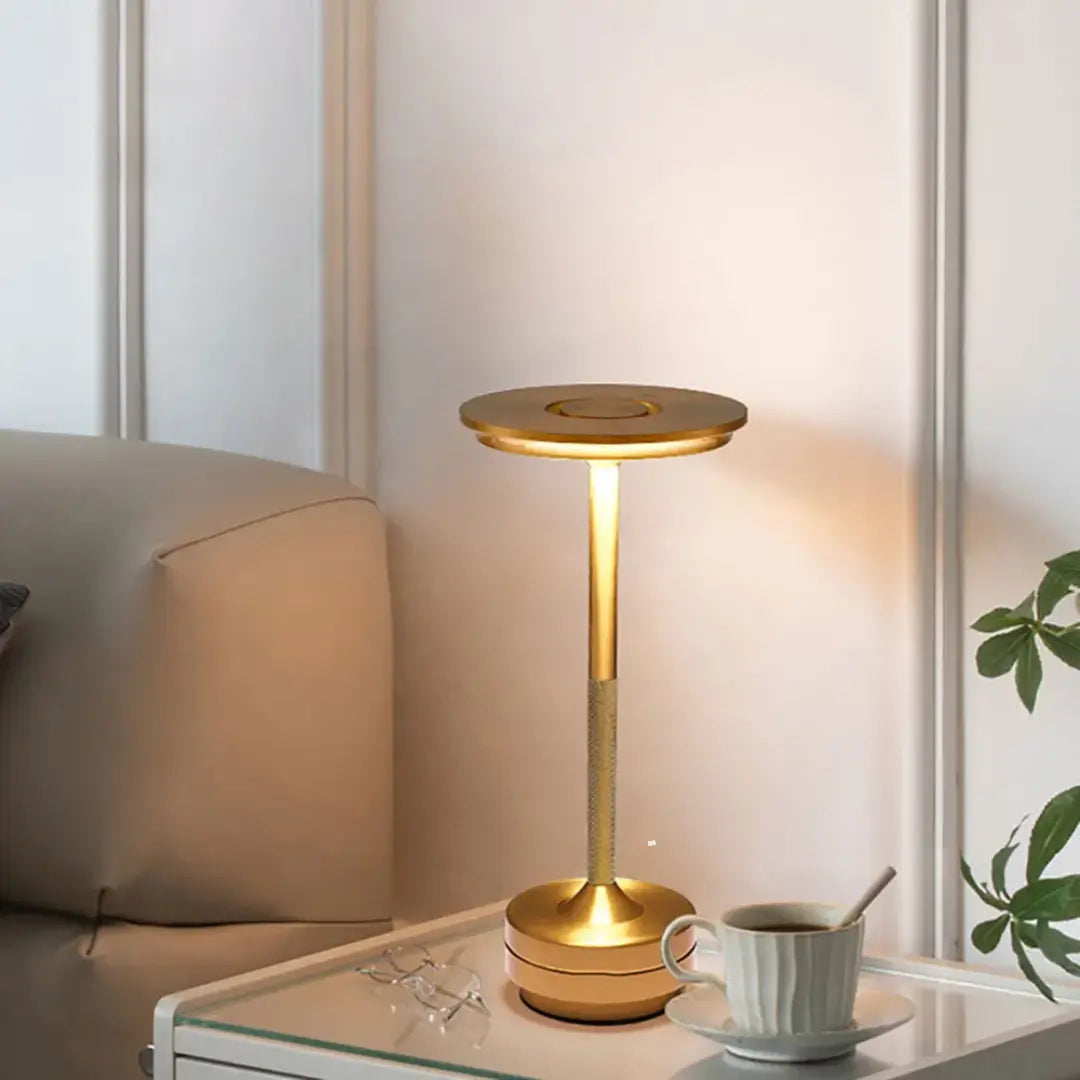 Luminaria de Mesa LED para quarto dourado Sem Fio Touch